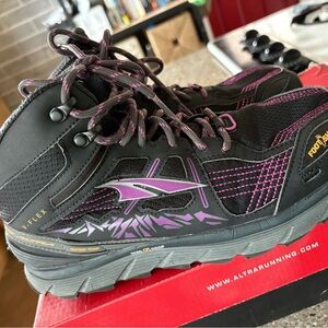 Altra Lone Peak Boots - Women’s